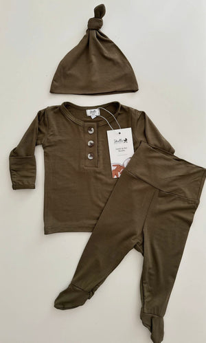Open image in slideshow, Top and Bottom Outfit and Hat Set - Sand
